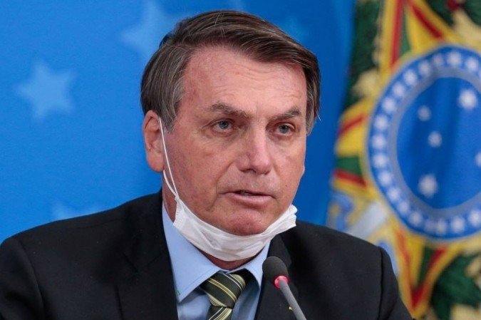  Em vídeo, Bolsonaro questiona eficácia de vacinas e insiste em tratamento precoce